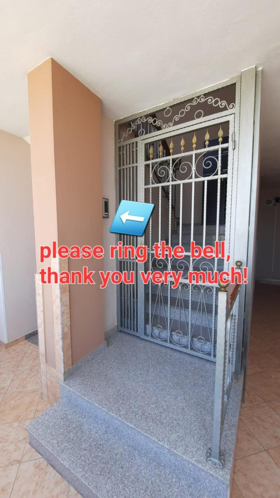 Crew Hostel Τίρανα Εξωτερικό φωτογραφία